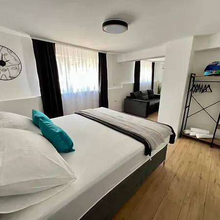 Arte Old Town - Free Parking